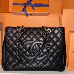 Chanel Grand shopping tote
